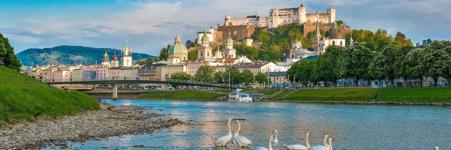 Panorama von der Salzach auf Salzburg im Sommer | © Tourismus Salzburg / G. Breitegger