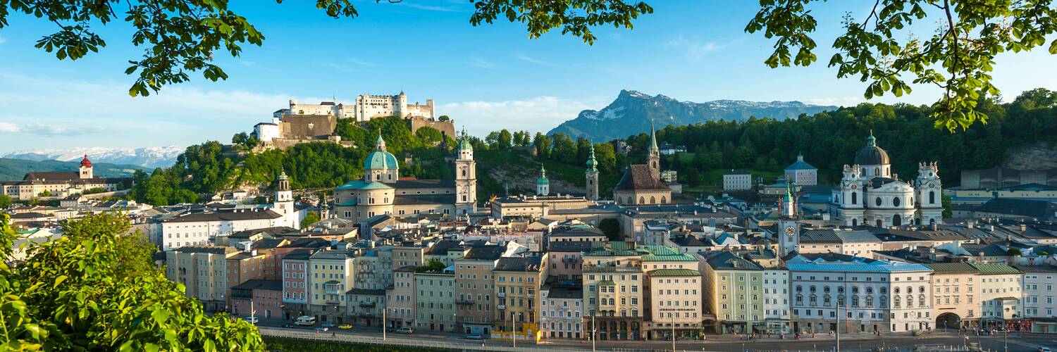 Panorama der Salzburger Altstadt im Sommer vom Kapuzinerberg aus | © Tourismus Salzburg, Foto: Breitegger Günter
