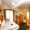 Фото double room with shower or bath tub, WC
